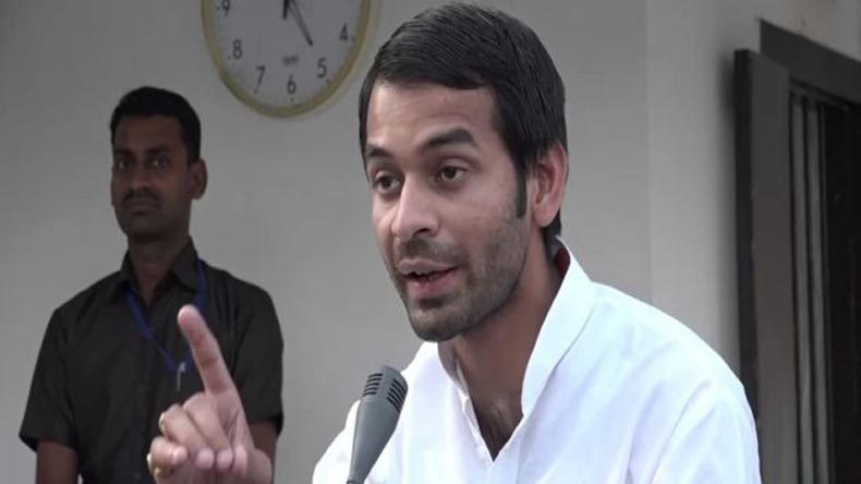 Tej Pratap Yadav resigns as RJD's student wing mentor, tweets 'naive are those who think I am ignorant' Tej Pratap Yadav resigns as RJD's student wing mentor, tweets 'naive are those who think I am ignorant'
