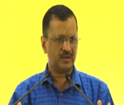 AAP guarantees corruption-free govt if voted to power in Gujarat AAP guarantees corruption-free govt if voted to power in Gujarat