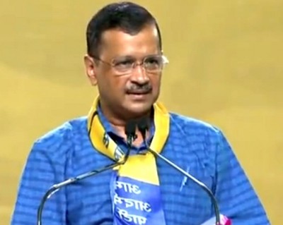 'Stop threatening media', Kejriwal to PM's media advisor 'Stop threatening media', Kejriwal to PM's media advisor