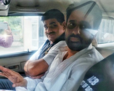 Two bizmen, 3 Waqf board members summoned by ACB in Amanatullah case Two bizmen, 3 Waqf board members summoned by ACB in Amanatullah case