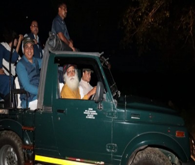 Kaziranga 'evening safari': Assam CM, Sadhguru didn't defy law, says official