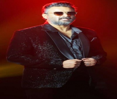 Madhavan on 'Mere Dil Gaaye Jaa': To recreate an iconic song is a great honour Madhavan on 'Mere Dil Gaaye Jaa': To recreate an iconic song is a great honour