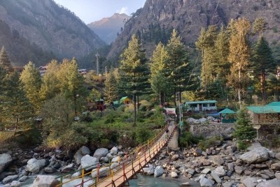 Four trekkers from Bengal go missing in Himachal's Kullu Four trekkers from Bengal go missing in Himachal's Kullu