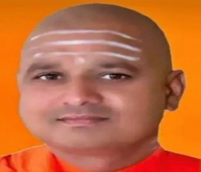 K'taka Lingayat seer commits suicide after his name comes up in audio clip K'taka Lingayat seer commits suicide after his name comes up in audio clip