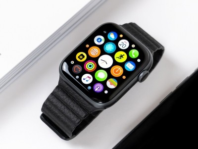 Apple Watch saves UK man whose heart stopped 138 times in 48 hours Apple Watch saves UK man whose heart stopped 138 times in 48 hours