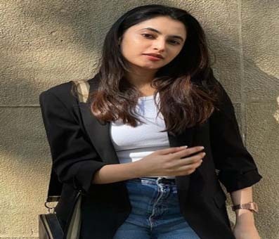 Priyanka Mohan to play female lead in Dhanush-starrer 'Captain Miller' Priyanka Mohan to play female lead in Dhanush-starrer 'Captain Miller'