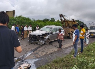 Mistry car crash: Pundole couple shifted to Mumbai hospital