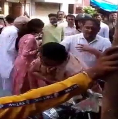 MNS says 'sorry'; suspends party activist for assaulting woman shopkeeper (Ld)