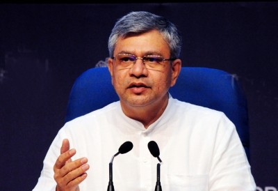 Telecom Minister suggests consultation paper on improving quality of services Telecom Minister suggests consultation paper on improving quality of services