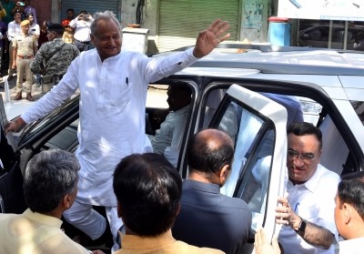 Gehlot to be in Delhi on Wednesday, buzz in Rajasthan Gehlot to be in Delhi on Wednesday, buzz in Rajasthan