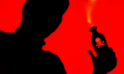 Andhra youth pours acid into minor girl's mouth, slits throat