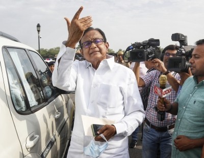 Chidambaram takes jibe at Sitharaman over her 'half-baked' statement Chidambaram takes jibe at Sitharaman over her 'half-baked' statement