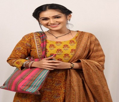 Rachana Mistry throws light on her role in 'Na Umra Ki Seema Ho' Rachana Mistry throws light on her role in 'Na Umra Ki Seema Ho'