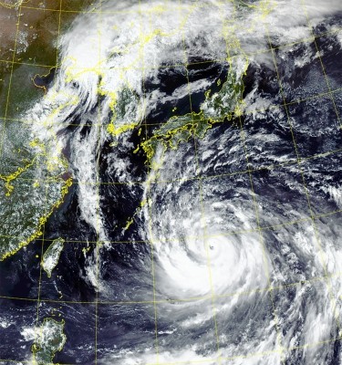Japan's Kyushu region braces for possibility of powerful typhoon landing