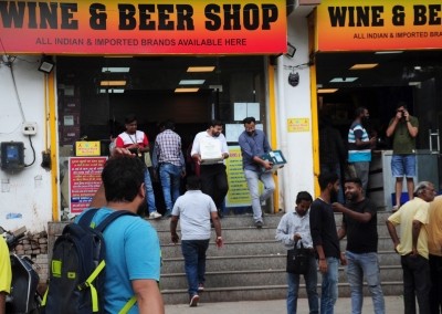 Delhi HC reserves order on plea to 'identify' officers harassing private liquor vendors