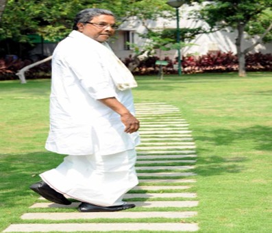 Siddaramaiah blames govt for ICU deaths in Ktaka hospital Siddaramaiah blames govt for ICU deaths in Ktaka hospital