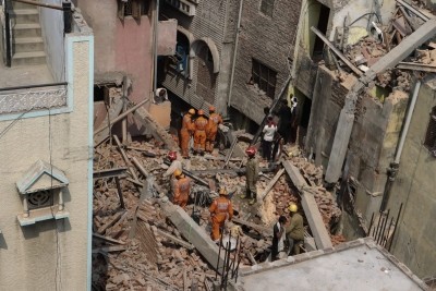 1 killed, 4 injured as shuttering collapses in UP, CM orders probe 1 killed, 4 injured as shuttering collapses in UP, CM orders probe