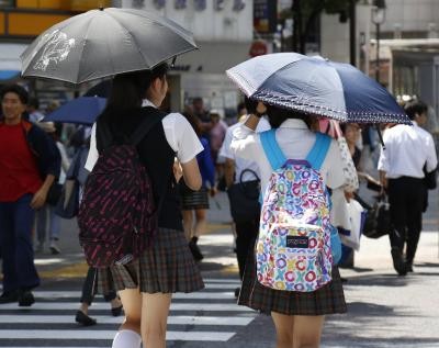 Japan experiences 2nd hottest summer on record Japan experiences 2nd hottest summer on record