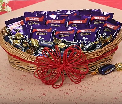 A basket of goodies for these Lucknow students on Teachers' Day A basket of goodies for these Lucknow students on Teachers' Day
