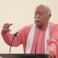 RSS chief Mohan Bhagwat visits mosque, meets Umer Ilyasi of Imam foundation