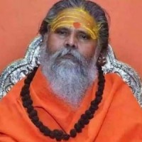 Cash, jewellery found in Mahant Narendra Giri's room
