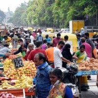 Rising price of fruits & vegetables burn holes in customers' pocket