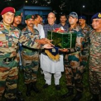 Defence Minister visits frontline areas in northeast