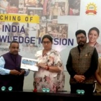 Smriti Irani launches CAIT Knowledge Mission on Teachers' Day