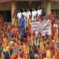 Gujarat: Cong MLA threatens to chop off policemen's fingers if they harrass anganwadi workers