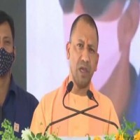 Yogi slams SP over criticism in health sector