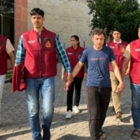 Delhi Police busts international heroin racket - with Guj Police tip