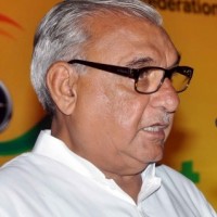 Call for action against Hooda, Chavan for meeting Azad