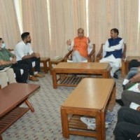 Himachal CM reviews preparedness for Modi's rally