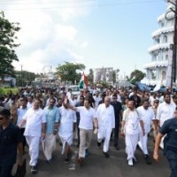 Cong workers threaten Kerala vegetable vendor over donation for 'Bharat Jodo' yatra