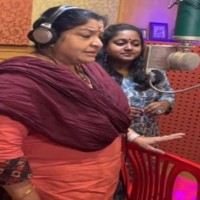 It was like a dream for Sinduri to stand next to singer Chitra