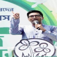 Timing error in notice: Abhishek Banerjee's kin reaches ED office at 12.30 am