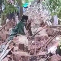 Nine killed in house collapse in Lucknow