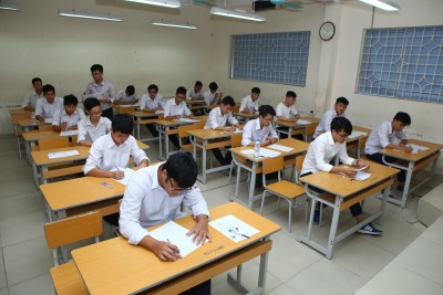 Vietnam begins new school year amid worst Covid wave Vietnam begins new school year amid worst Covid wave