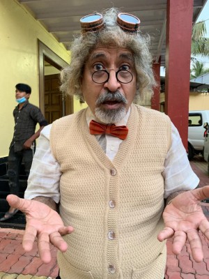 Narendra Gupta plays 235-year-old genius in 'Mauka-E-Vardaat - Operation Vijay' Narendra Gupta plays 235-year-old genius in 'Mauka-E-Vardaat - Operation Vijay'