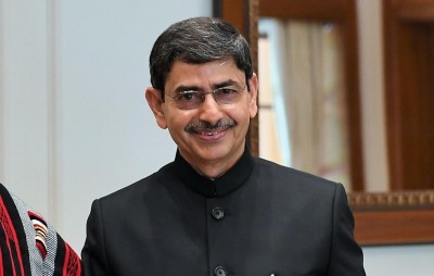 Ravindra Narayan Ravi sworn in as new TN Governor Ravindra Narayan Ravi sworn in as new TN Governor