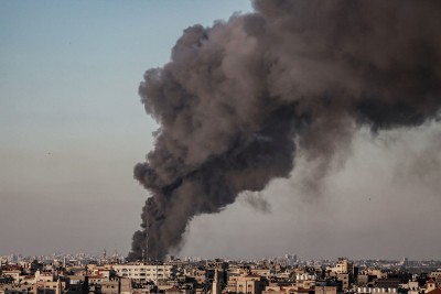 Israeli fighter jets strike Hamas facilities Israeli fighter jets strike Hamas facilities