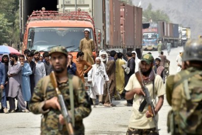 Pak asked to accept new influx of refugees from Afghanistan Pak asked to accept new influx of refugees from Afghanistan