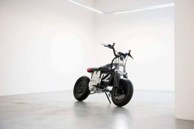 BMW unveils CE 02 electric mini-bike BMW unveils CE 02 electric mini-bike