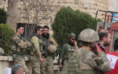 Iraqi police officer dead, 2 senior IS members arrested Iraqi police officer dead, 2 senior IS members arrested