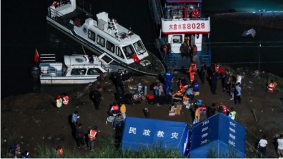 9 killed after passenger boat overturns in China 9 killed after passenger boat overturns in China