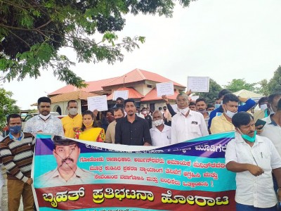 Cop accused of forcing Dalit youth to drink urine arrested in K'taka Cop accused of forcing Dalit youth to drink urine arrested in K'taka