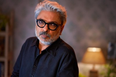 Sanjay Leela Bhansali on the inception of his debut web series 'Heeramandi' Sanjay Leela Bhansali on the inception of his debut web series 'Heeramandi'