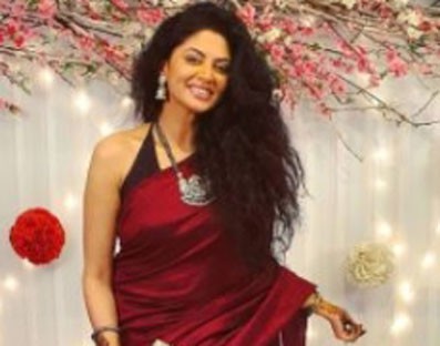 Kavita Kaushik on twists her character brings to 'Lakshmi Ghar Aayi' Kavita Kaushik on twists her character brings to 'Lakshmi Ghar Aayi'