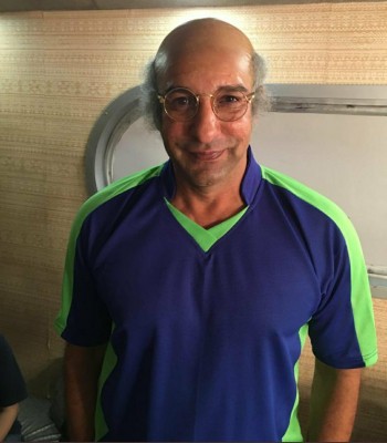 Akram's 'ageing' look creates a flutter on Twitter Akram's 'ageing' look creates a flutter on Twitter