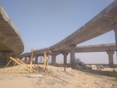 Gurugram: Construction work speeds up for Atul Kataria Chowk flyover Gurugram: Construction work speeds up for Atul Kataria Chowk flyover